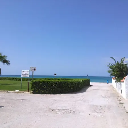 Mimosas Nyaraló