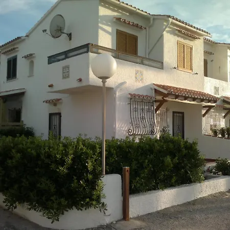 Mimosas Nyaraló Denia