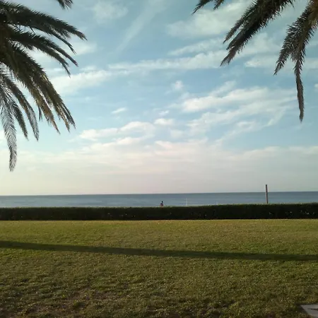 Mimosas Nyaraló Denia